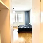 Warm And Cozy One-bedroom & Sauna 公寓 万塔